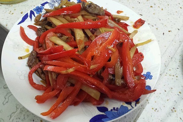 家庭版泡椒鸡杂(重在配菜)