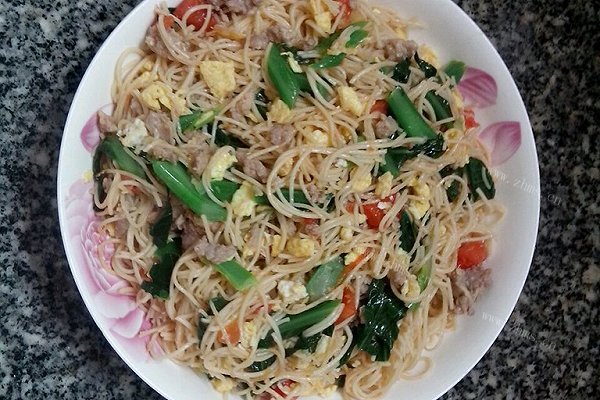 芥蓝番茄瘦肉炒面线