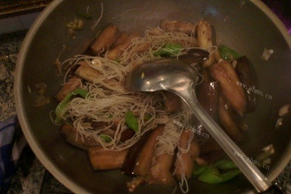 茄子炒米粉