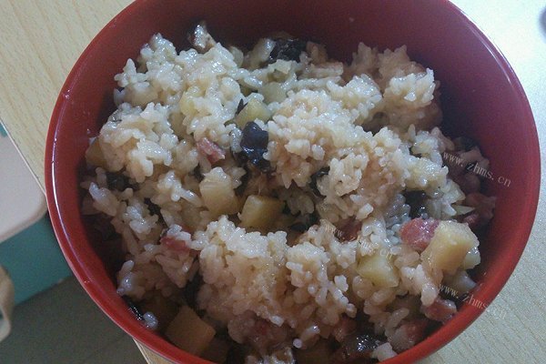 腊肠土豆地瓜饭