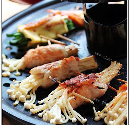 烤蘑菇肉卷
