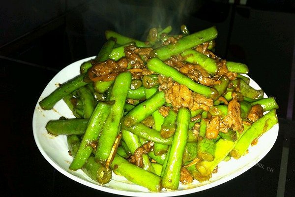 家常豆角炒肉