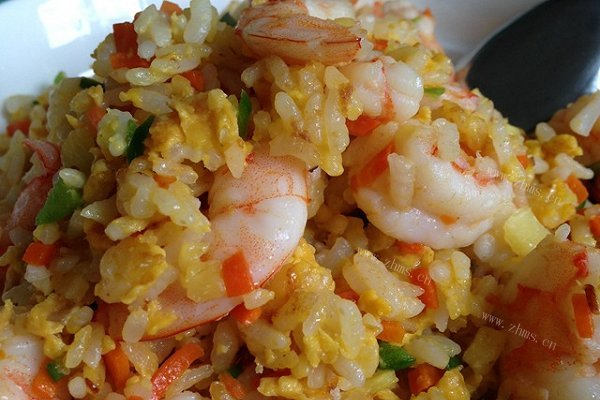 家常虾仁 菠萝蛋炒饭