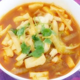 白菜萝卜豆腐汤