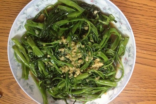 自制蒜蓉空心菜