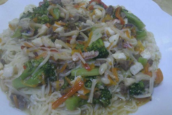 美味什锦捞面