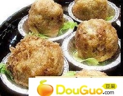 颜值高的炸虾蓉豆腐丸子