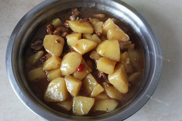 鸡腿烧土豆