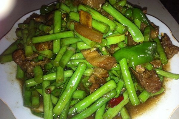 豆角炒肉