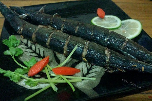 香烤秋刀鱼