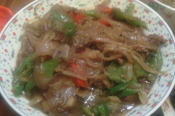 新疆洋葱孜然牛肉