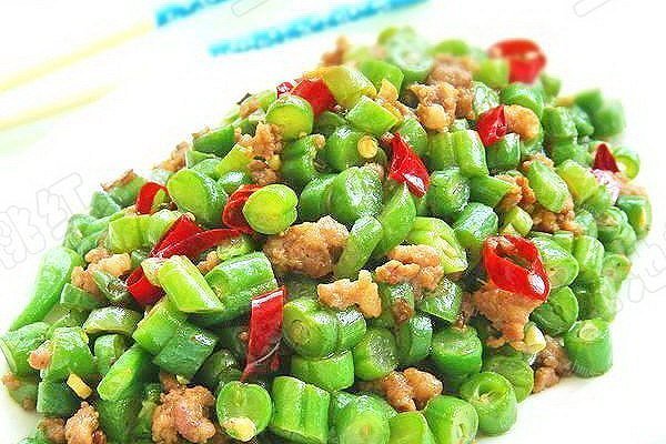 豆角炒肉沫