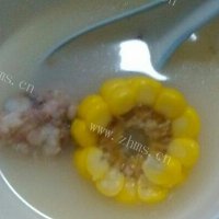 煲玉米排骨浓汤