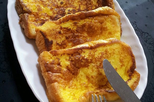 炼乳鸡蛋法式吐司