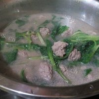 牛肉丸子小白菜汤