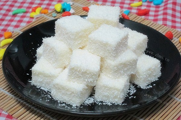 鲜奶雪花凉糕