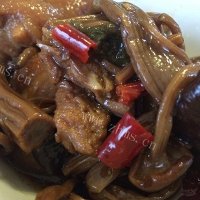 家常版-茶树菇炖土鸡