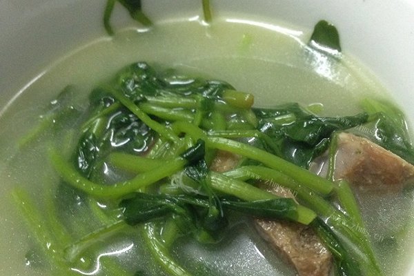 西洋菜咸骨汤