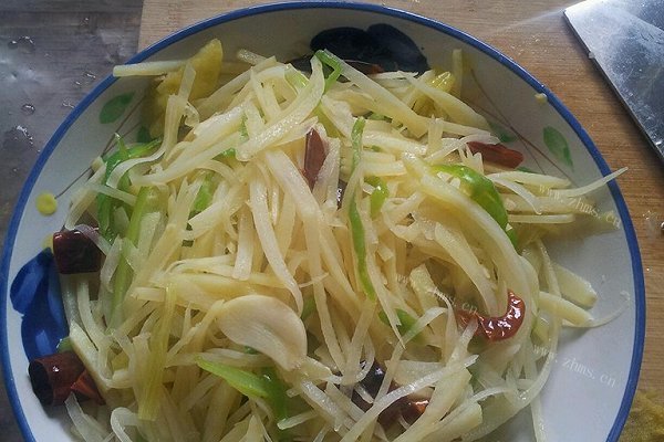 小米椒炒土豆丝