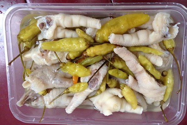 泡椒鸡爪