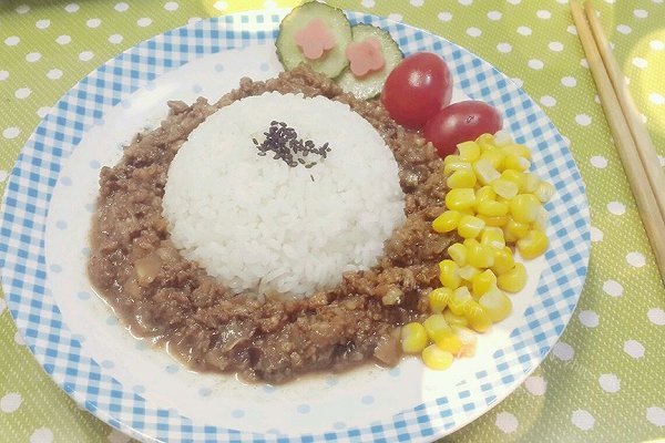 丢丢家的卤肉饭