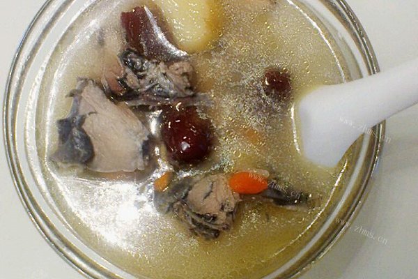 乌鸡靓汤