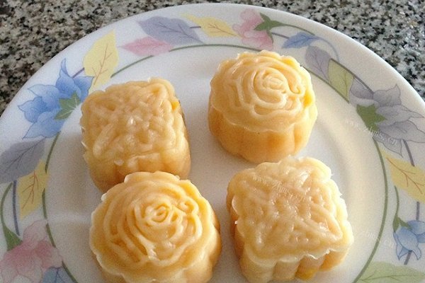 冰皮月饼（奶黄馅）