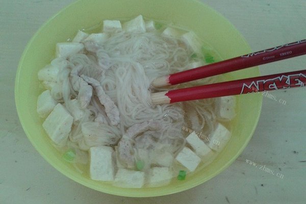 清汤豆腐肉丝面