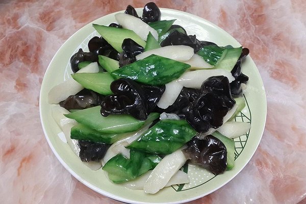 青瓜山药炒木耳