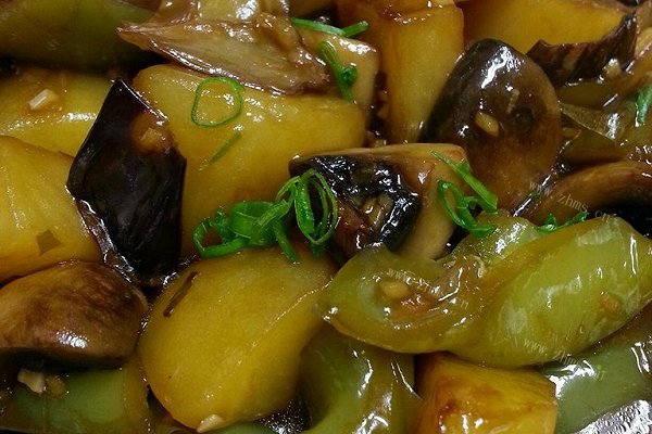 神奇下饭菜：地三鲜