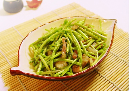 芦蒿炒肉丝