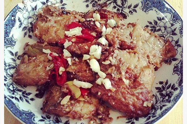 美味的辣味糖醋带鱼
