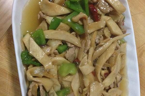 家常肉片杏鲍菇