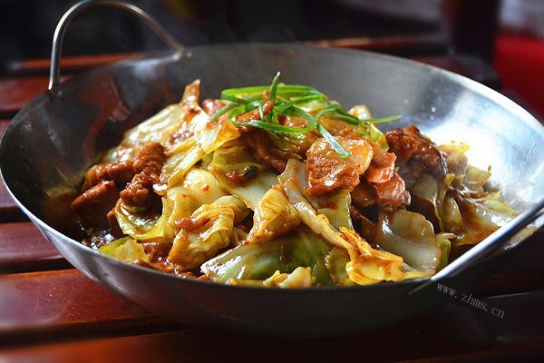 自制包菜炒肉