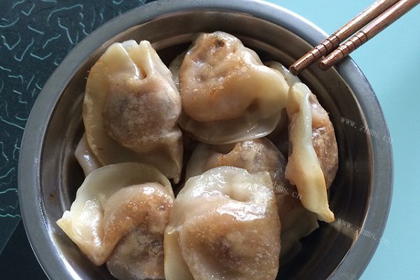 家庭版电饭煲煎饺