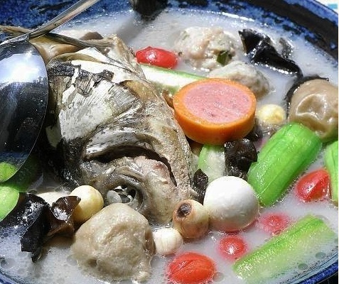 鱼头杂菜汤