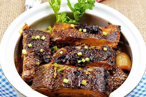 豆豉蒸腊鱼（附：用深海鱼腌制腊鱼的方法）