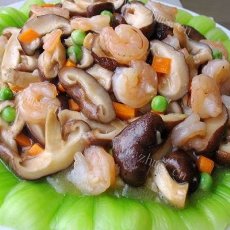 家常虾仁烩香菇