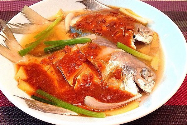 夏日里的美味-豆酱蒸白仓