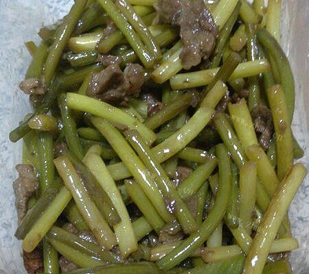 家常蒜薹炒牛肉