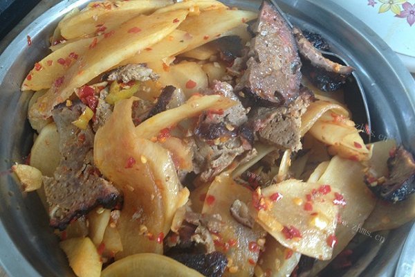 湖南腊豆腐炒萝卜