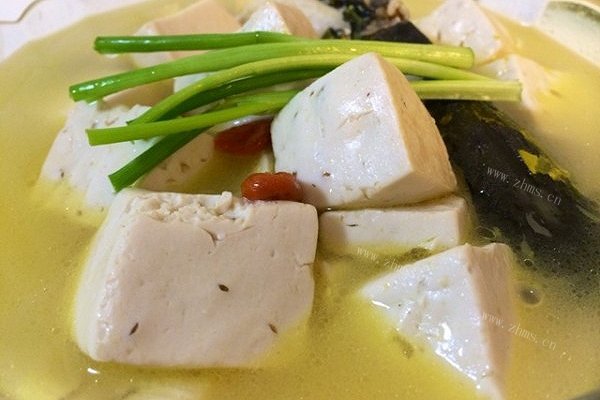 家常版鱼豆腐汤