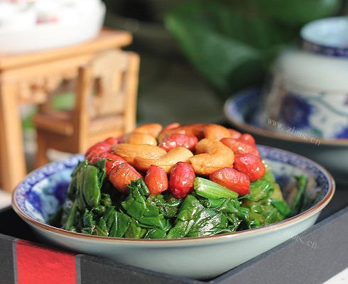家常果仁菠菜