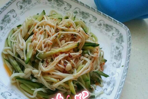 凉拌金针菇