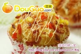 营养早餐芝士蔬菜面包
