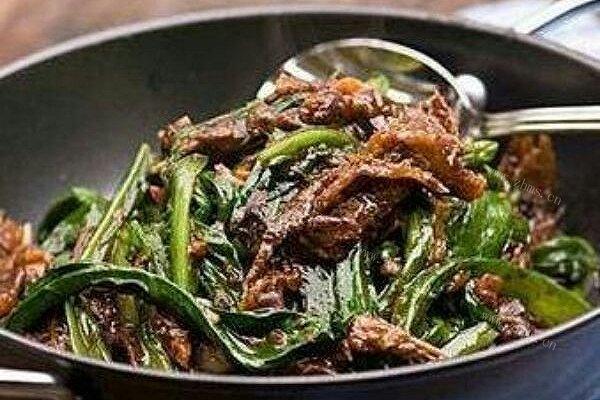 豆豉鲮鱼油麦菜