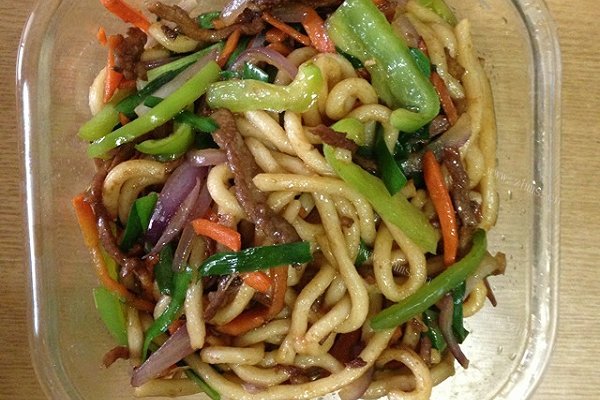 酱油炒乌冬面