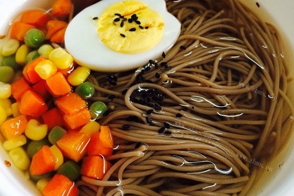 家常荞麦冷面