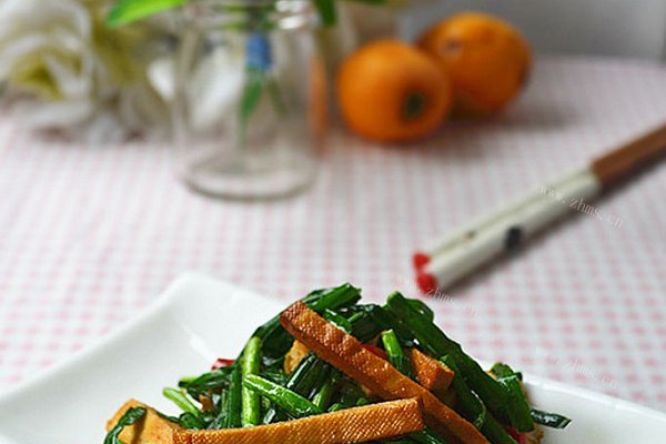 韭菜炒豆干