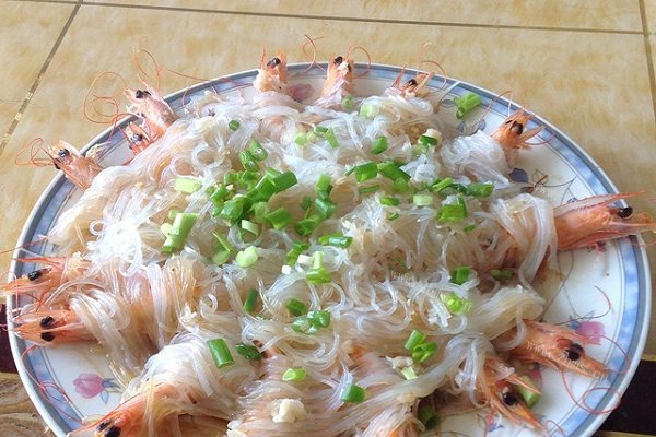 蒜蓉粉丝蒸大虾